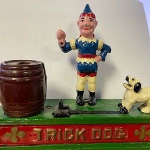 TRICK DOG METAL BANK